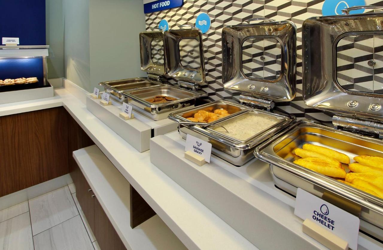 Holiday Inn Express & Suites Reedsburg - Dells Area By Ihg Exteriér fotografie
