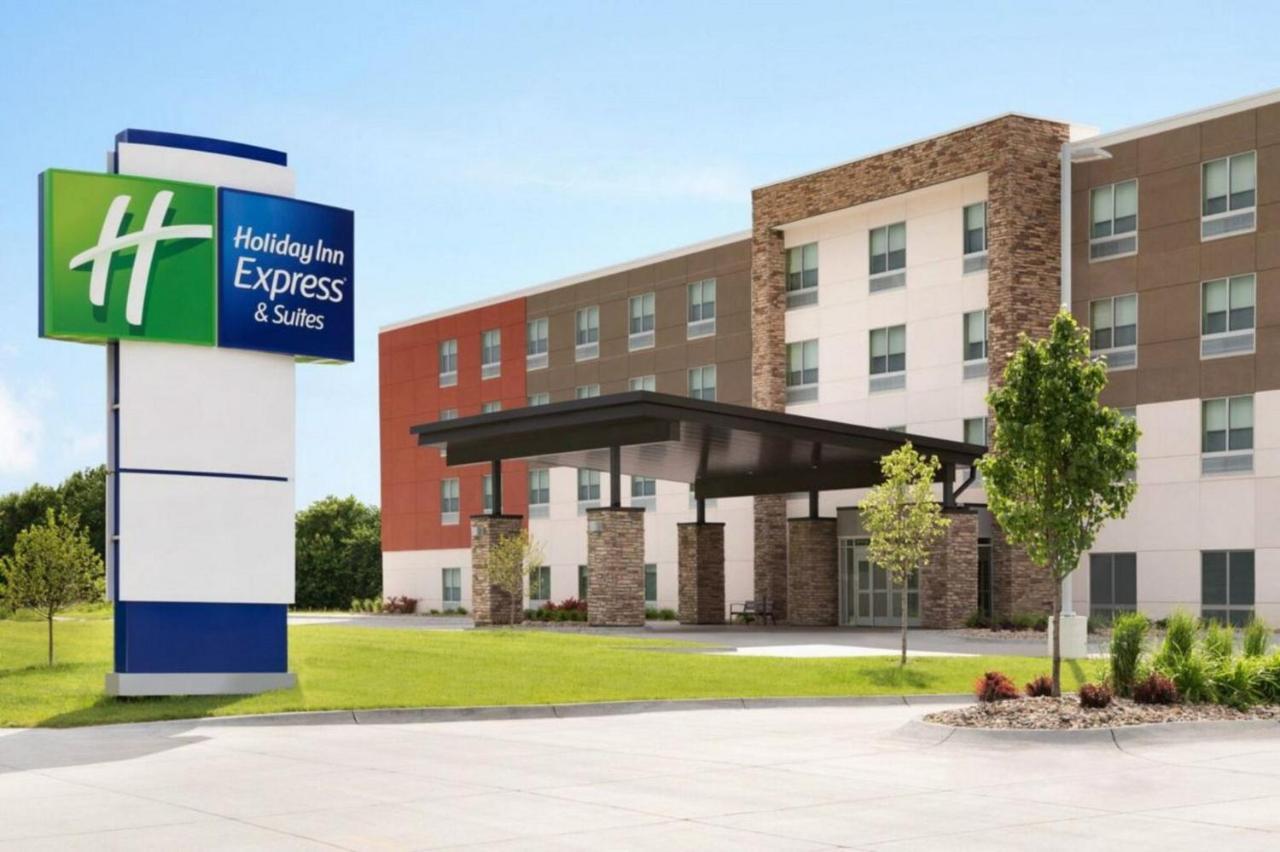 Holiday Inn Express & Suites Reedsburg - Dells Area By Ihg Exteriér fotografie