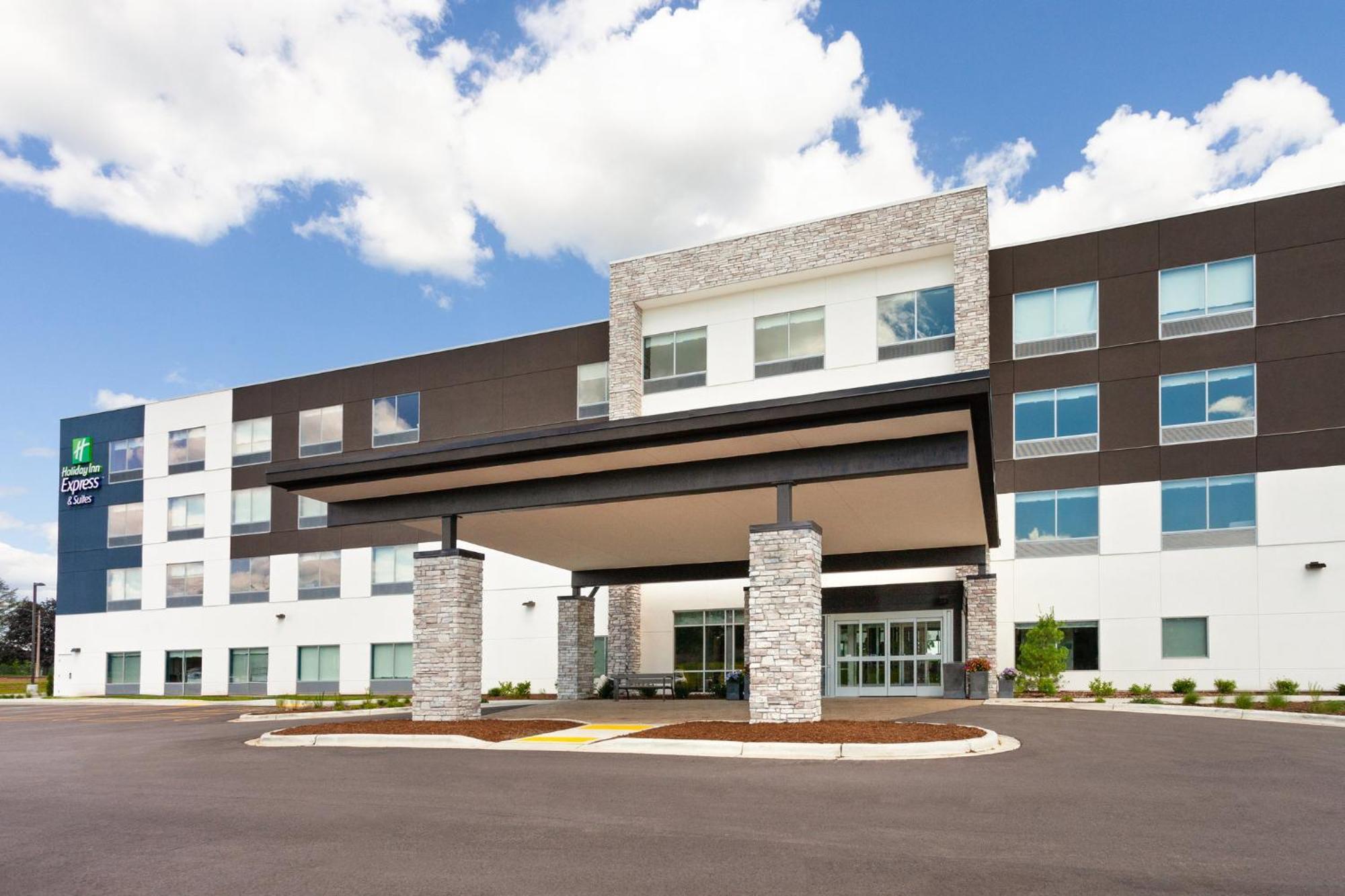 Holiday Inn Express & Suites Reedsburg - Dells Area By Ihg Exteriér fotografie