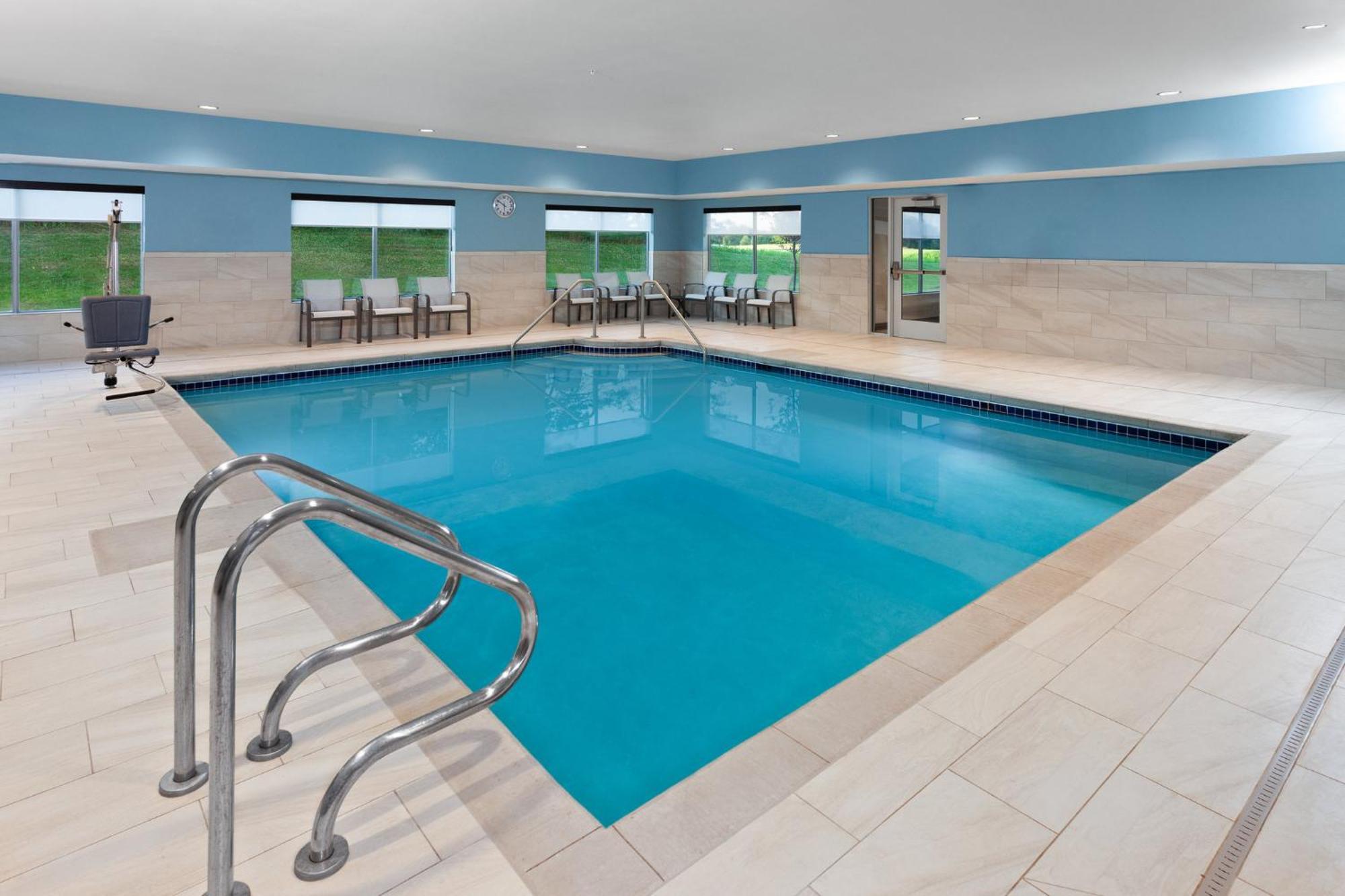 Holiday Inn Express & Suites Reedsburg - Dells Area By Ihg Exteriér fotografie